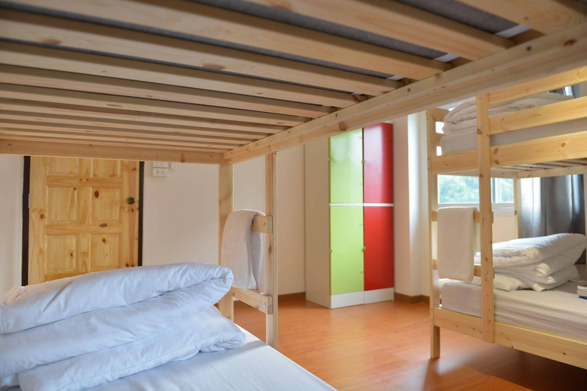 Panpan Hostel Bangkok Ngoại thất bức ảnh