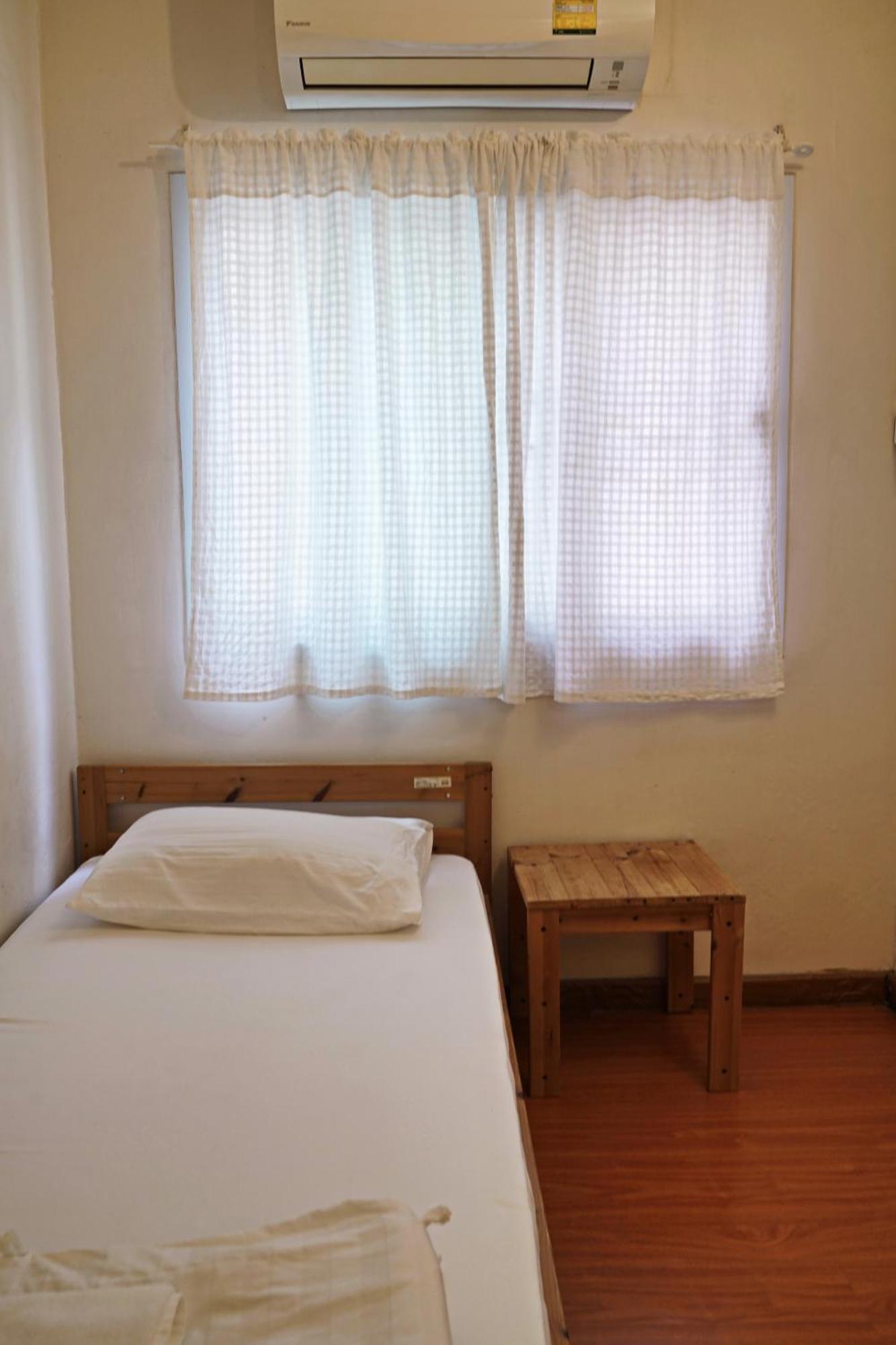 Panpan Hostel Bangkok Ngoại thất bức ảnh